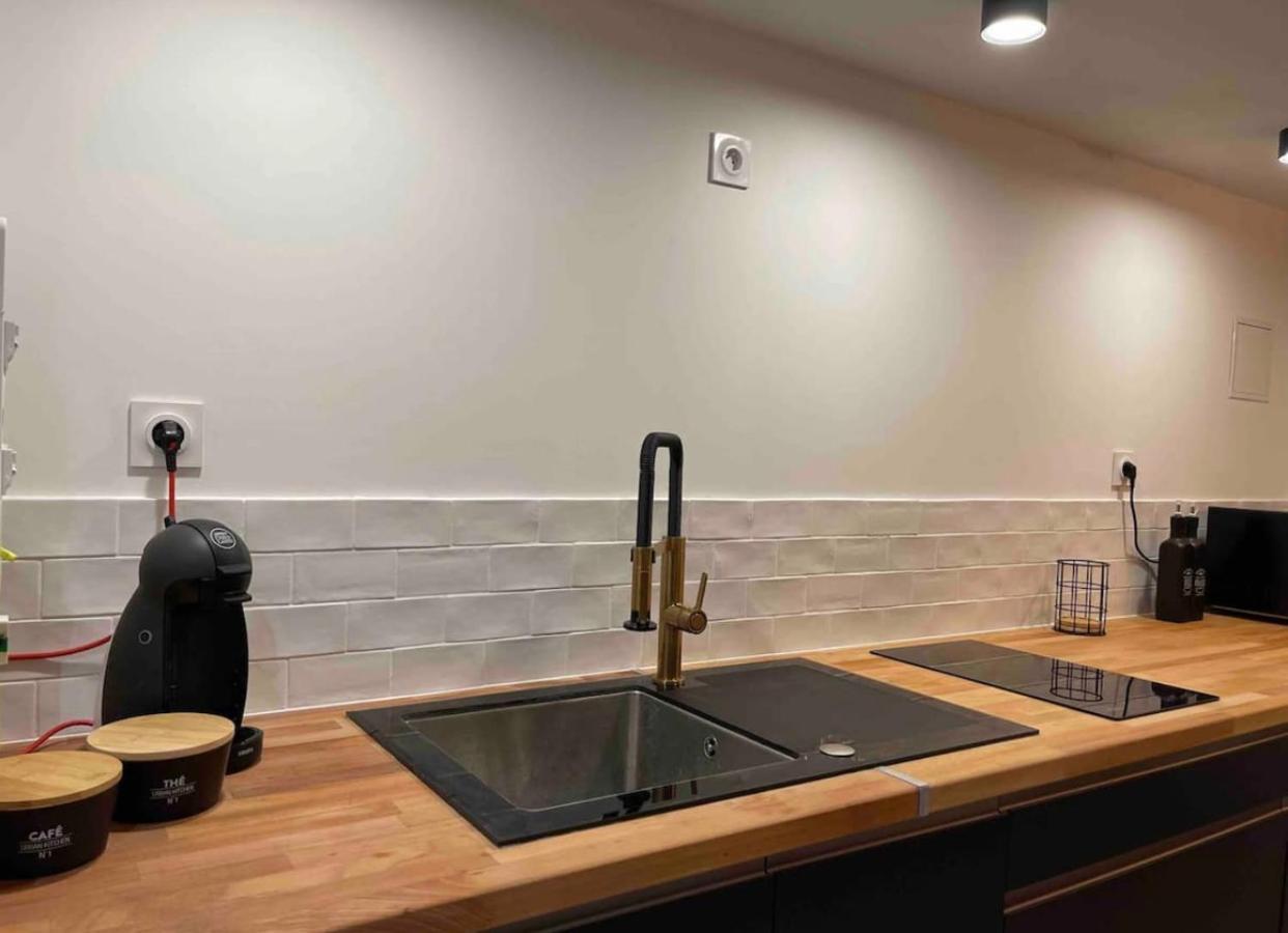 Le Duplex - Gare / Tram / Netflix Apartment Fontaine  ภายนอก รูปภาพ