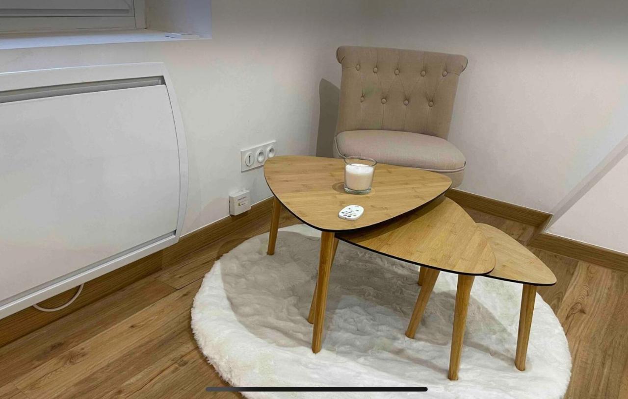 Le Duplex - Gare / Tram / Netflix Apartment Fontaine  ภายนอก รูปภาพ
