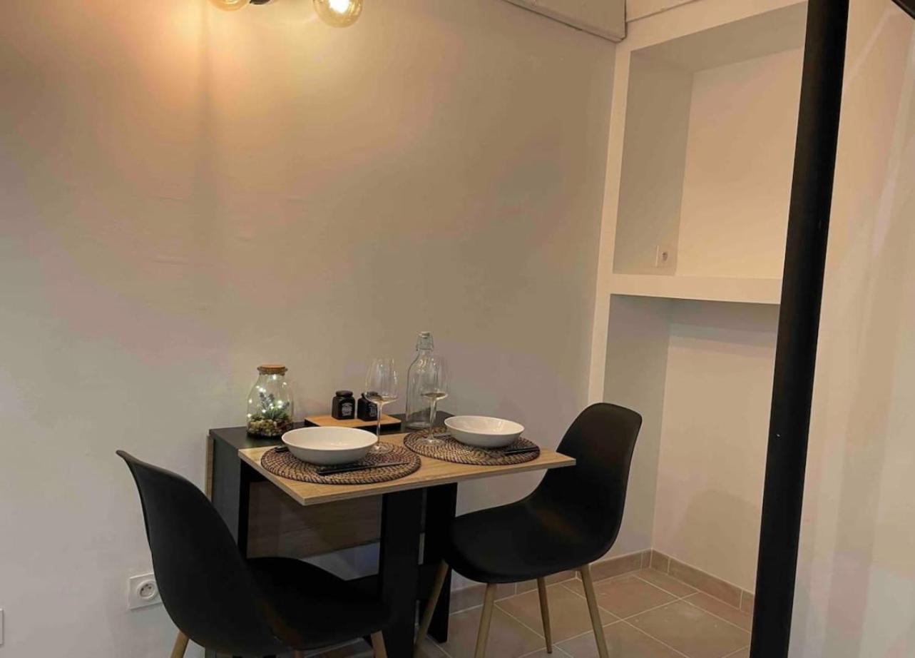 Le Duplex - Gare / Tram / Netflix Apartment Fontaine  ภายนอก รูปภาพ