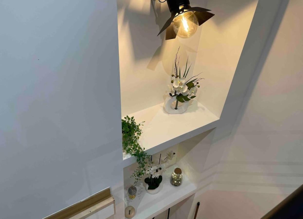 Le Duplex - Gare / Tram / Netflix Apartment Fontaine  ภายนอก รูปภาพ